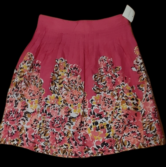 Madison Dresses & Skirts - Madison Skirt⚘Brand New⚘Has Pockets